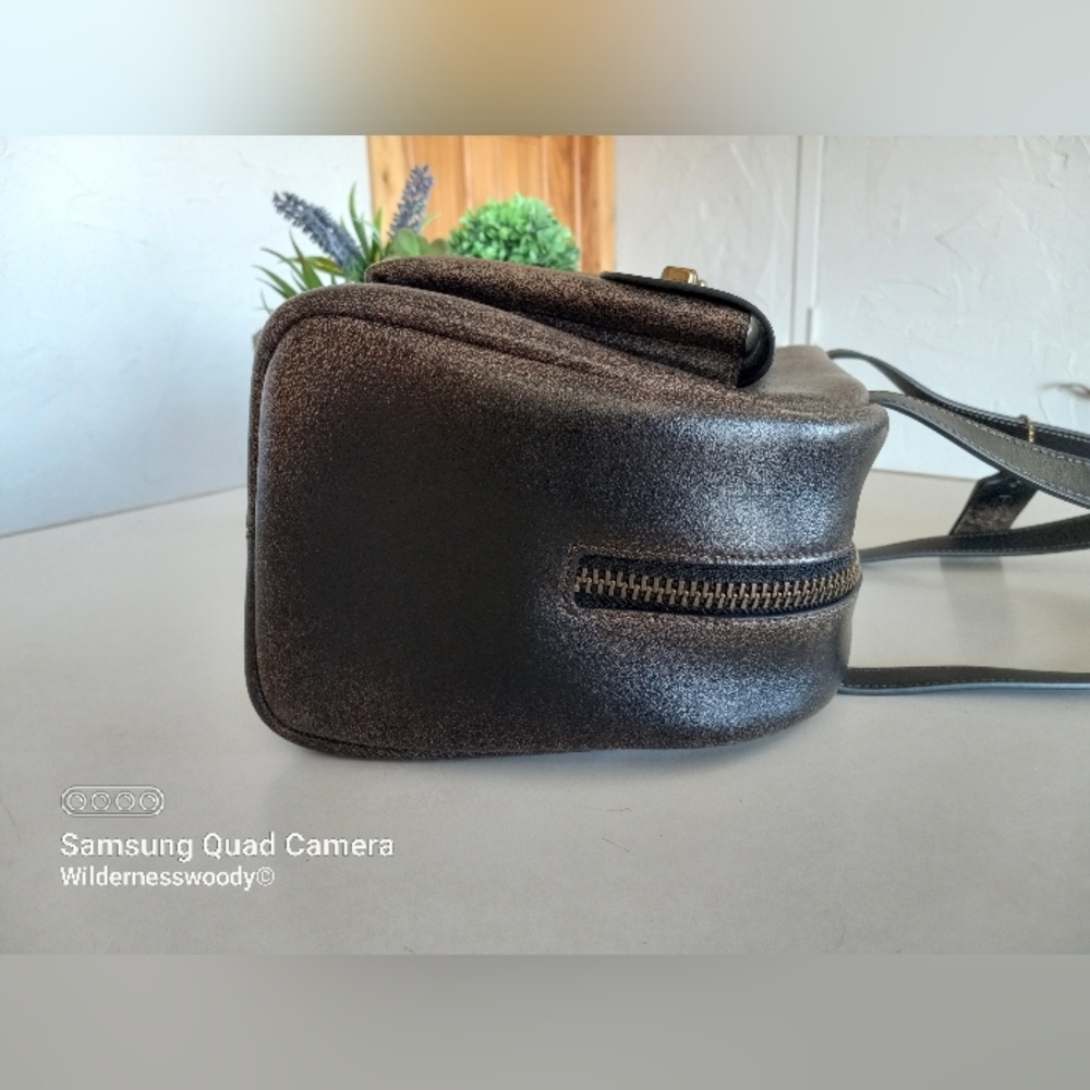 The Coach Originals, Coach Twin Turnlock 2025, Rub-Off Glovetanned Leather Bag - Picture 10 of 16